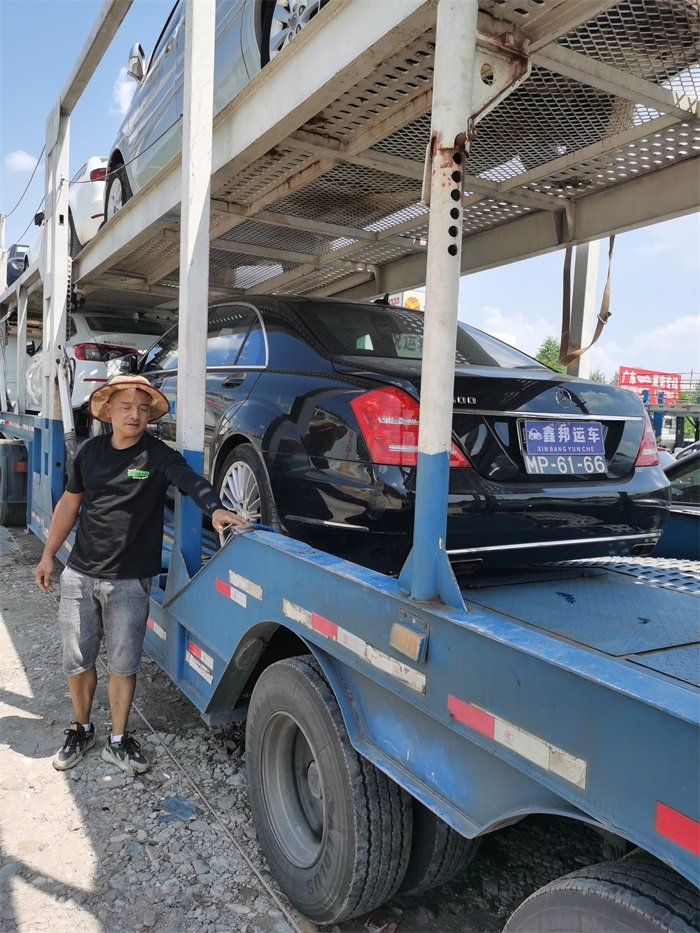 汽車托運的常規(guī)流程包括預訂、準備和交付等步驟