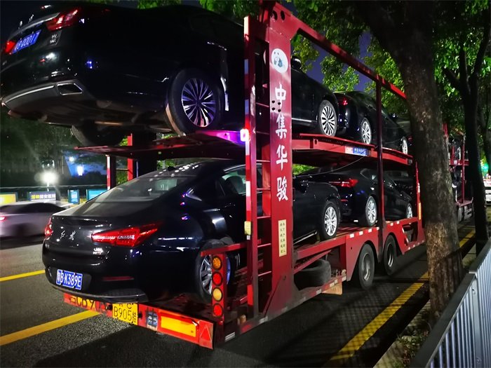 我可以在托運的汽車中放置其他物品嗎？私家車托運