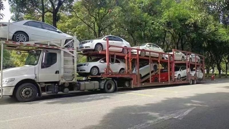 安心啟程，鑫邦轎車托運讓愛車旅行無憂